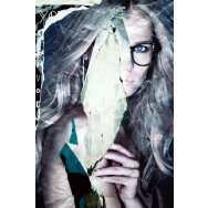 iOLANi Woman by Pola Brändle